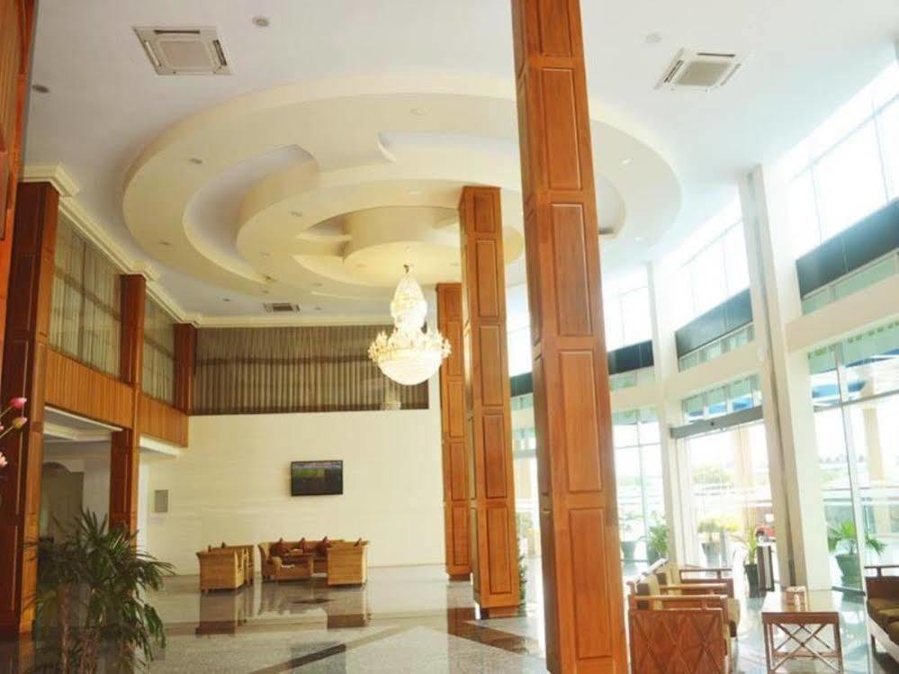 Myat Nan Yone Hotel Мандалай Экстерьер фото